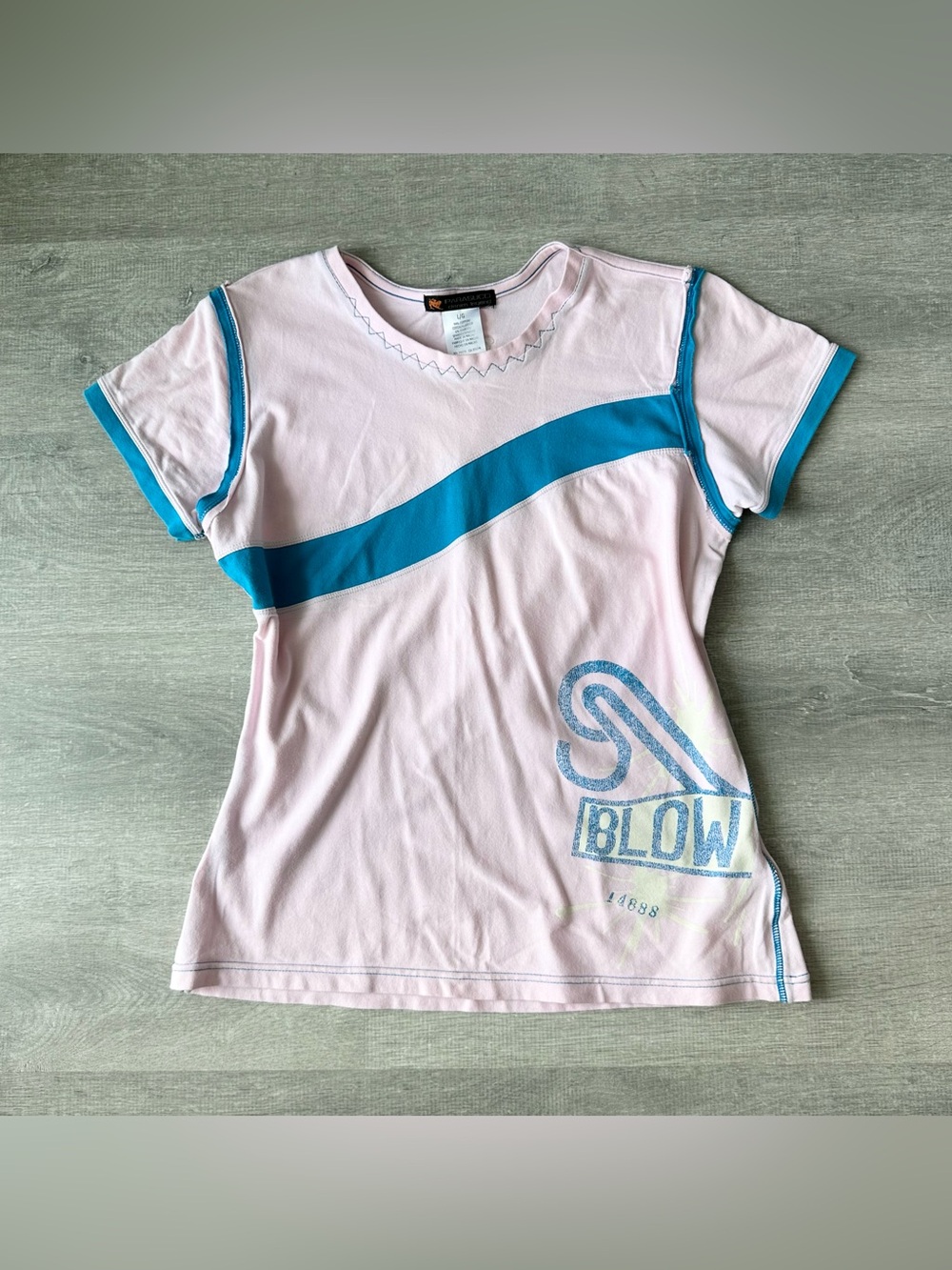 Parasuco Pink and blue vintage 90s graphic tee Size L made in Macau